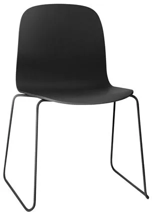 Muuto Visu Esszimmerstuhl mit Kufengestell Schwarz